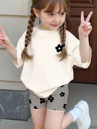 Set Kaos Lengan Pendek Motif Bunga Garis Retro dan Celana Pendek Bayi Perempuan