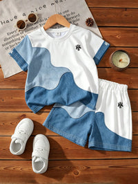 1 Set Baby Boy Outfit, Spring/Summer New Fashion Casual Versatile, Dark & Light Color Block Wave Patchwork, Creating Eye-Catching Summer Look, Photo-Ready, Handsome & Cool Design, Suitable For Daily Outings, School Wear, Holiday Travel, Multi-Wear, Perfect As A Gift, Easily Unlock Multiple Boys' Summer Styles