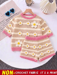 Set Kaos Lengan Pendek dan Celana Pendek Bayi Perempuan