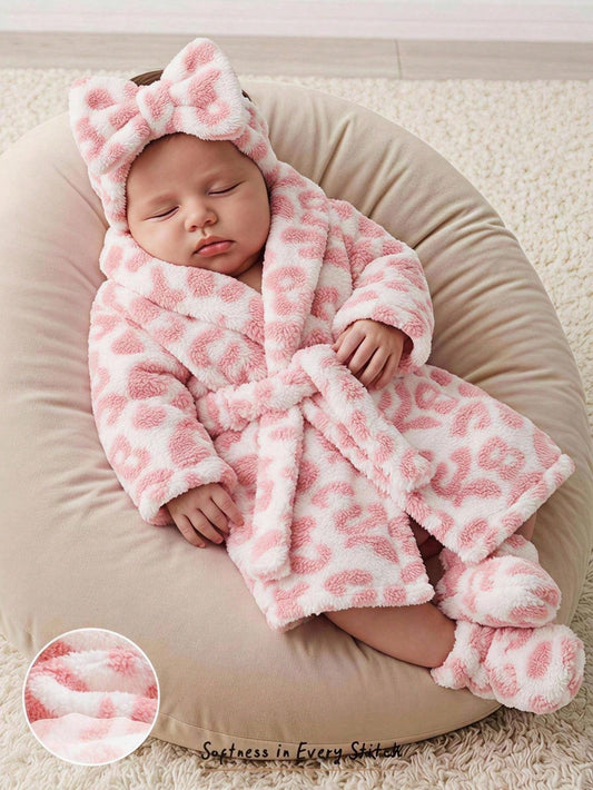 Jubah Mandi Bayi Perempuan Motif Leopard Lengan Panjang 1 Pcs